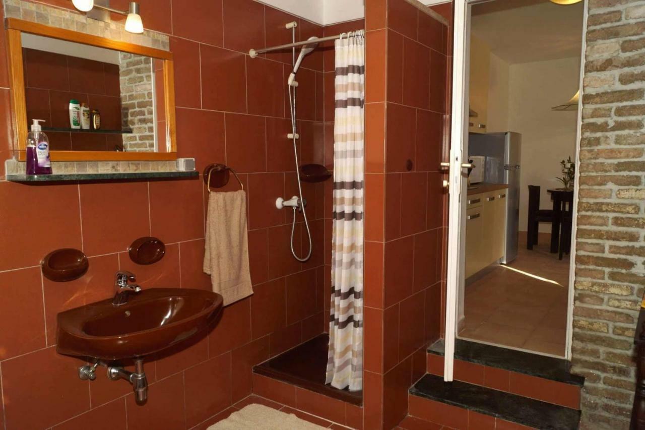 Apartman Eric Lägenhet Pula Exteriör bild